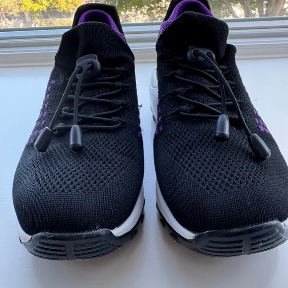 RUNNING SHOES 🖤💜 - Picture 3 of 5